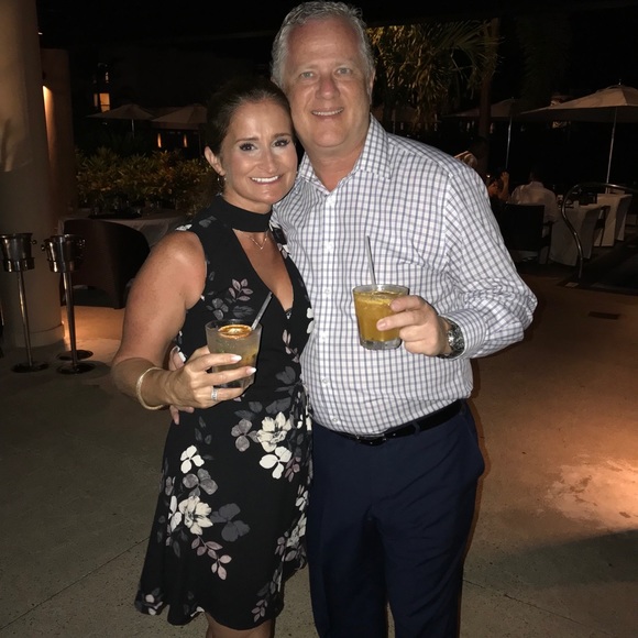 Meet your Posher, Lisa - Picture 2 of 8